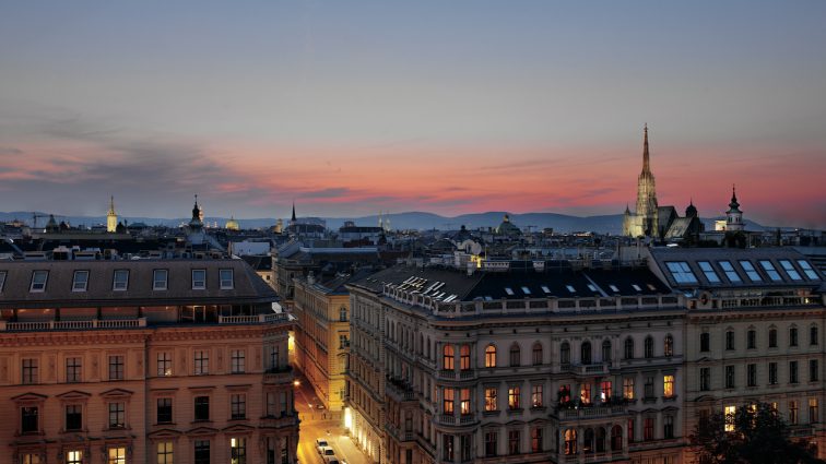 Im Zeichen des Dreivierteltaktes: The Ritz-Carlton, Vienna macht die Ballsaison unvergesslich