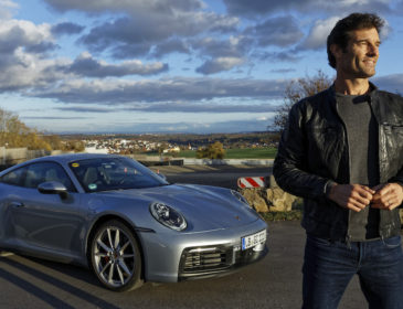Kurz vor der Weltpremiere – Mark Webber im neuen Porsche 911