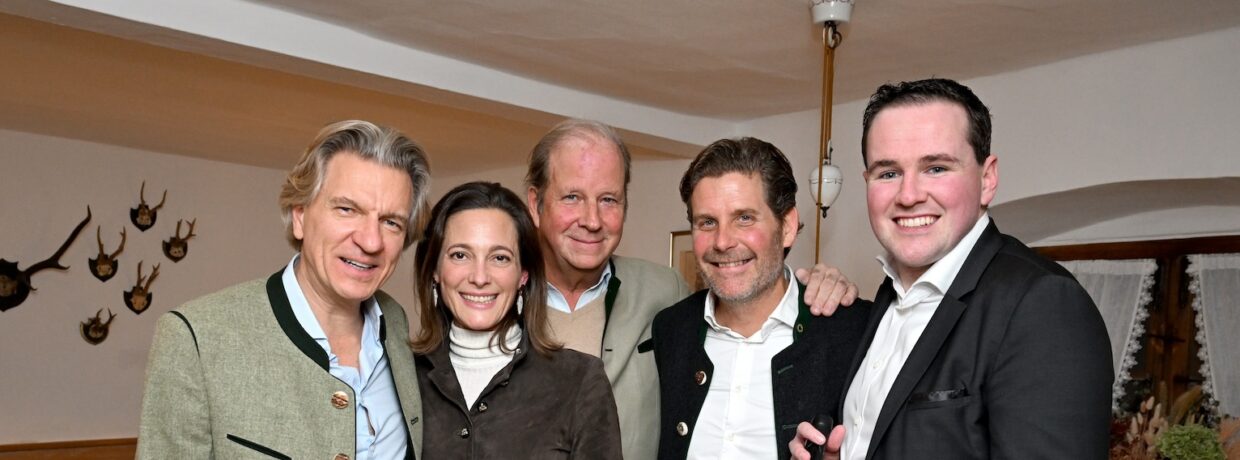 Premiere für den Almauftrieb-Wein im Herzoglichen Gasthaus Altes Bad in Wildbad Kreuth