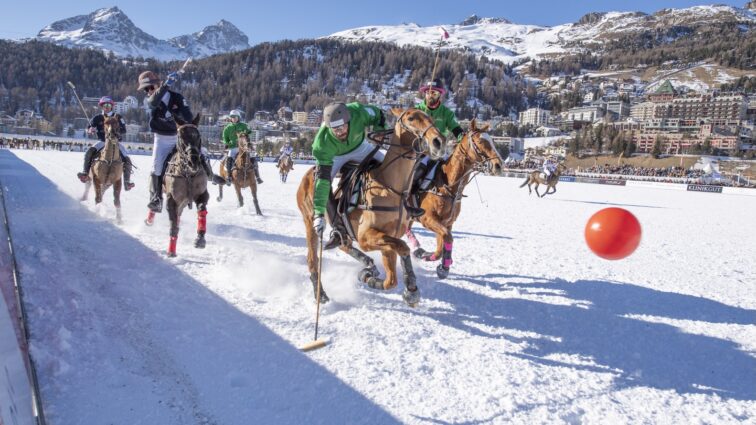 Der Jubiläums-Countdown für den 40. Snow Polo World Cup St. Moritz läuft!