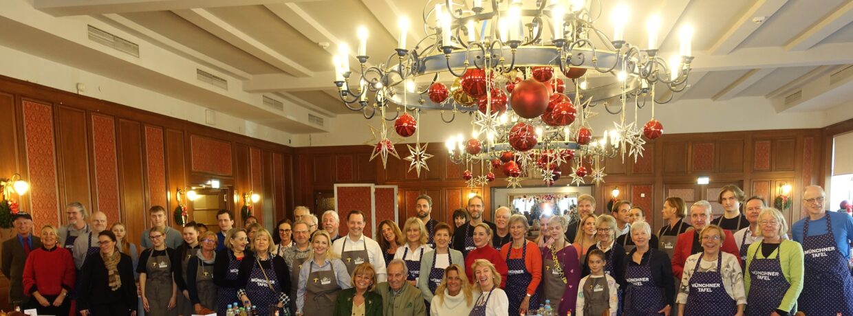 Silvestermenü für Bedürftige der Münchner Tafel im Hofbräukeller in München